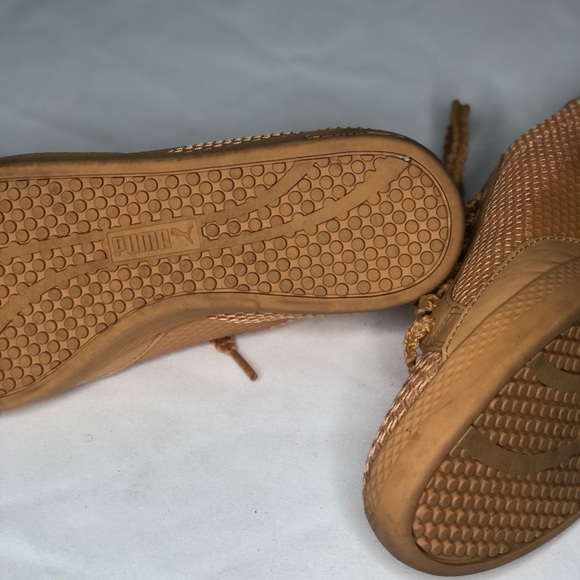 Saint Heron Pumas - Picture 4 of 4